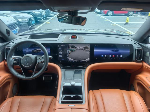 Certificated Pre-Owned Wenjie M9 2024 Extended Range Max Six-Seater Version -u21683184