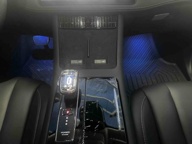 Certificated Pre-Owned Wenjie M7 2024 Max Five-Seater Four-Wheel Drive Intelligent Driving Version -u22064835