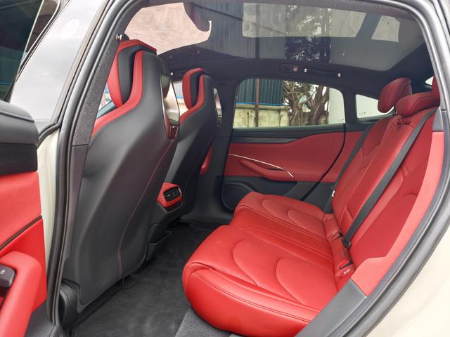 Certificated Pre-Owned Xiaomi SU7 2024 Rear-Wheel Drive Standard Long-Range Version -u23756744