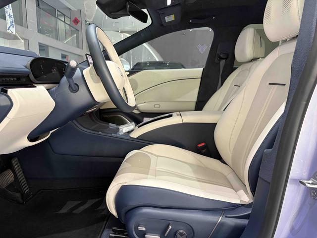 Certificated Pre-Owned ZEEKR 007 2025 4WD Intelligent Driving Version 75kWh -u23756396