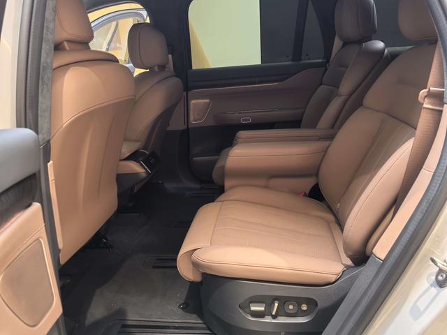Certificated Pre-Owned NIO ES8 2024 75kWh -u23768030