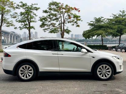 Certificated Pre-Owned Tesla Model X 2016 75D -u23818073