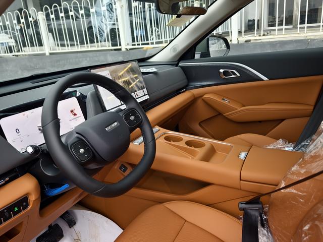 Certificated Pre-Owned Haval Xiaolong MAX 2025 1.5L Hi4 110 Plus Intelligent Driving Version -u23390829