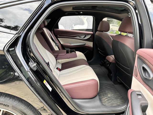 Certificated Pre-Owned BYD Seal DM 2023 DM-i 1.5T 121KM Honor Edition -u23820249