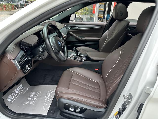 Certificated Pre-Owned BMW 5 Series PHEV 2022 Second Facelift 535Le M Sport Package -u23877866