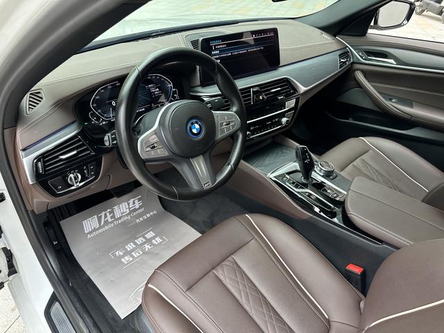 Certificated Pre-Owned BMW 5 Series PHEV 2022 Second Facelift 535Le M Sport Package -u23877866