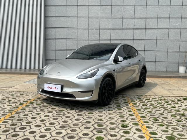 Certificated Pre-Owned Tesla Model Y 2022 Long Range All-Wheel Drive Version -u23798599