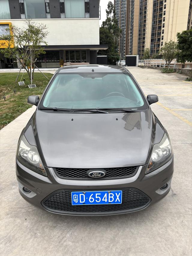 Certificated Pre-Owned Ford Focus 2013 Hatchback Classic 1.8L Automatic Base Model -u23502315