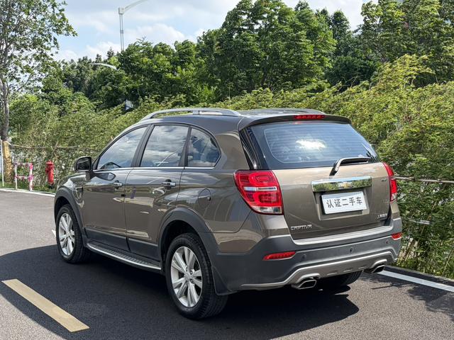 Certificated Pre-Owned Captiva 2015 2.4L 4WD Flagship Edition 7-Seater -u23948730