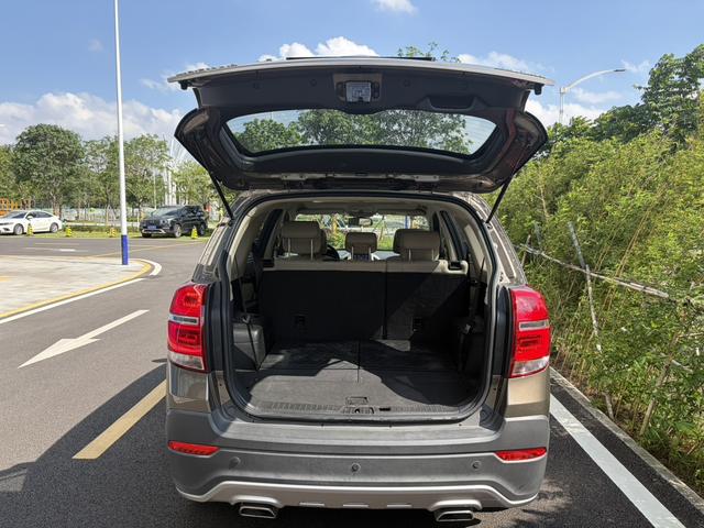 Certificated Pre-Owned Captiva 2015 2.4L 4WD Flagship Edition 7-Seater -u23948730