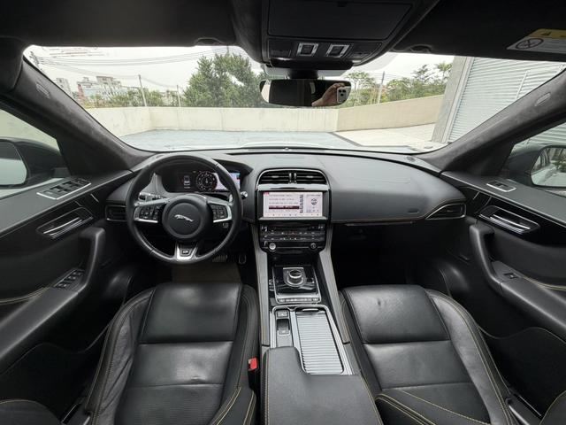 Certificated Pre-Owned Jaguar F-PACE 2020 2.0T AWD 300 Sport -u23826081