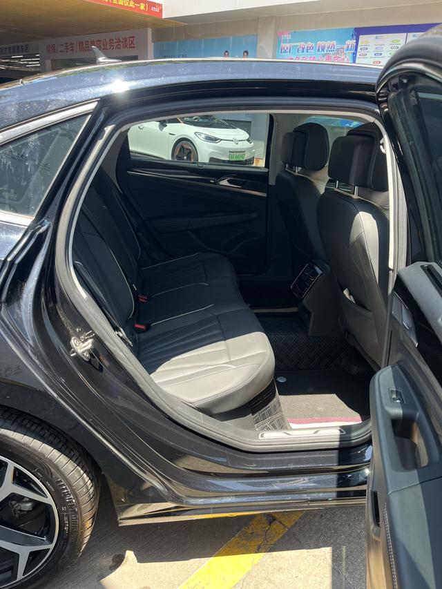 Certificated Pre-Owned SAIC Volkswagen Passat 2024 380TSI Starry Luxury Edition -u23659236