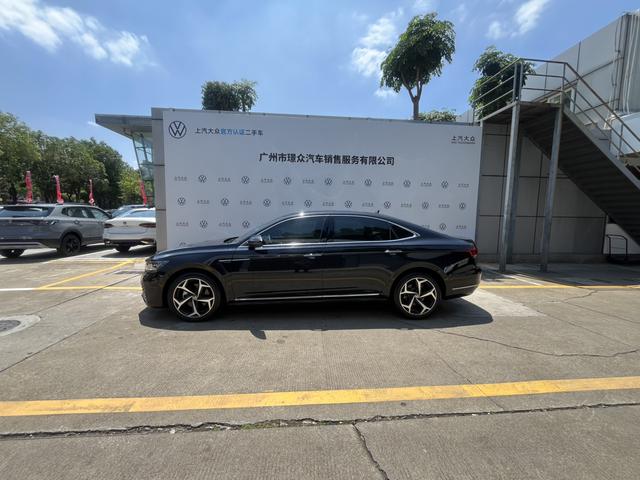 Certificated Pre-Owned SAIC Volkswagen Passat 2024 380TSI Starry Luxury Edition -u23659236