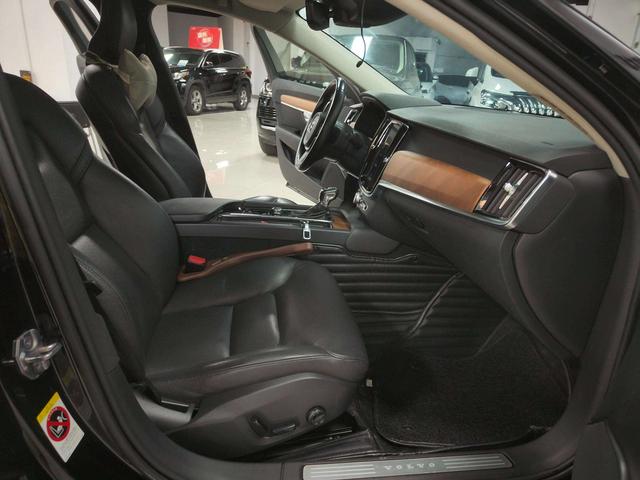 Certificated Pre-Owned Volvo S90 2019 T5 Inscription Edition -u23878481