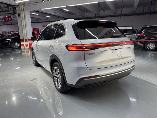 Certificated Pre-Owned Geely Galaxy Starship 7 EM-i 2025 Edition 55KM Sailing Version -u23976361