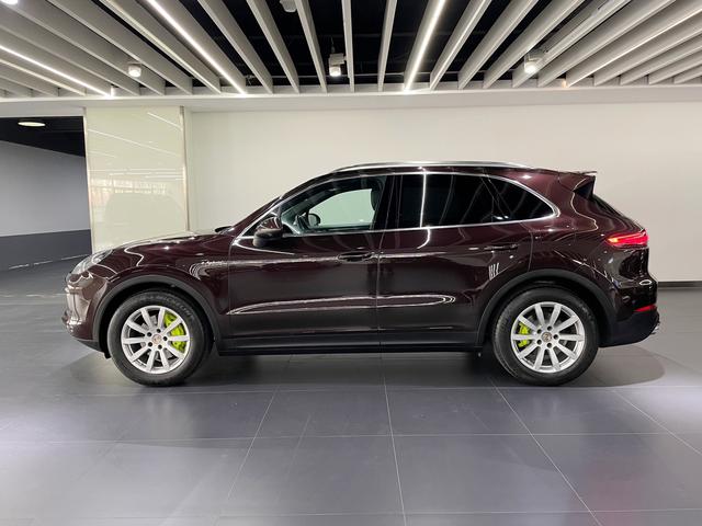 Certificated Pre-Owned Porsche Cayenne E-Hybrid 2019 Cayenne E-Hybrid 2.0T -u24006345