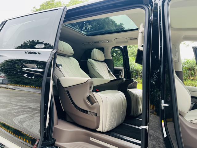 Certificated Pre-Owned Denza D9 DM 2022 970 4WD Flagship Edition -u24010902