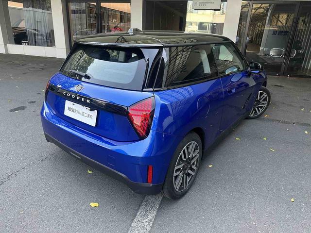 Certificated Pre-Owned Electric MINI COOPER 2024 COOPER E Classic Edition -u24001139