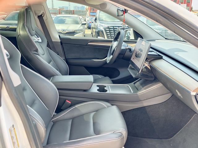 Certificated Pre-Owned Tesla Model Y 2022 Refreshed Long Range All-Wheel Drive Version -u24012207