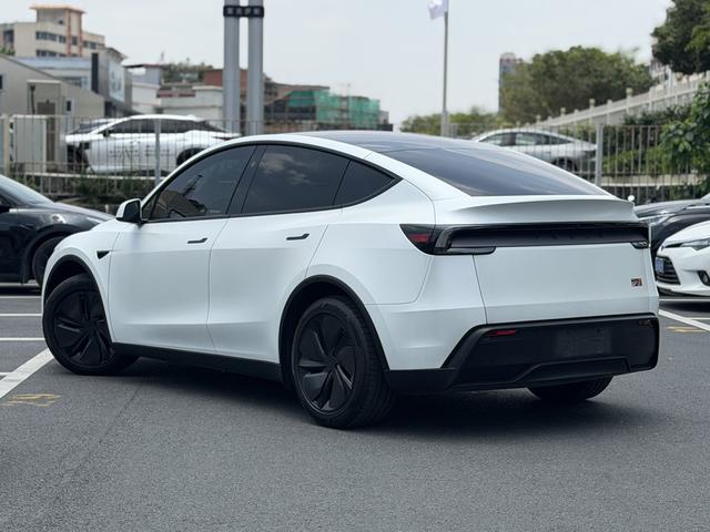 Certificated Pre-Owned Tesla Model Y 2025 Long Range All-Wheel Drive First Edition -u24012393