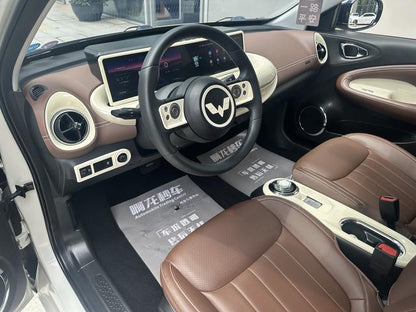 Certificated Pre-Owned Wuling Bingo 2023 333KM Lingxi Internet Plus -u24034561