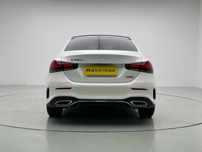 Certificated Pre-Owned Mercedes-Benz A-Class 2023 A 200 L Sport Sedan Fashion Edition -u23994298
