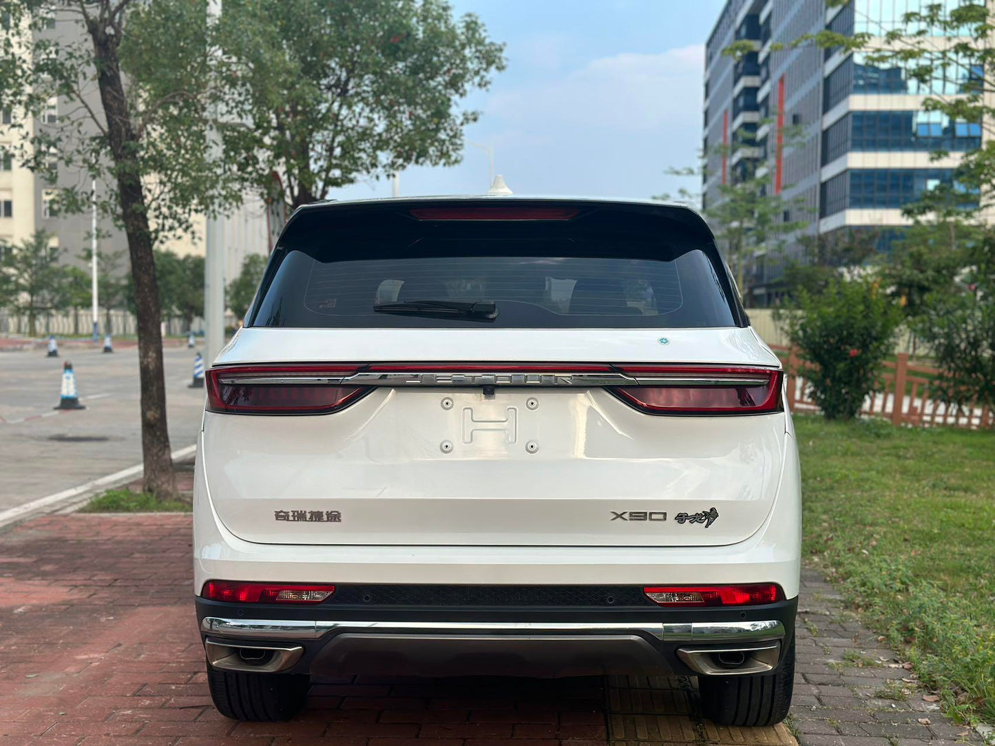 Certificated Pre-Owned Jetour X90 2022 Zilong 2.0T DCT ChangSheng Edition 7-Seater -u24016728