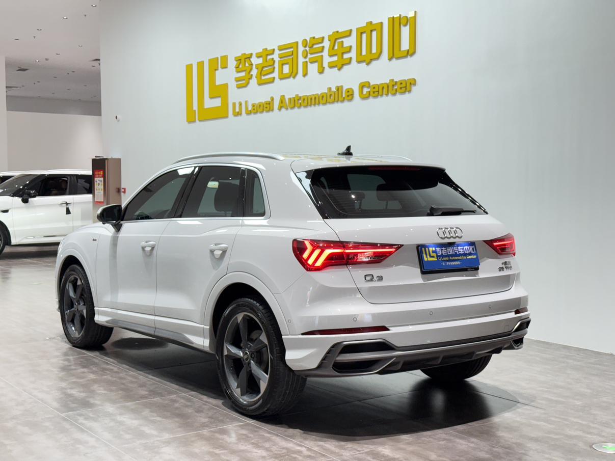 Certificated Pre-Owned Audi Q3 2022 35 TFSI Fashion Dynamic Edition -u24041797