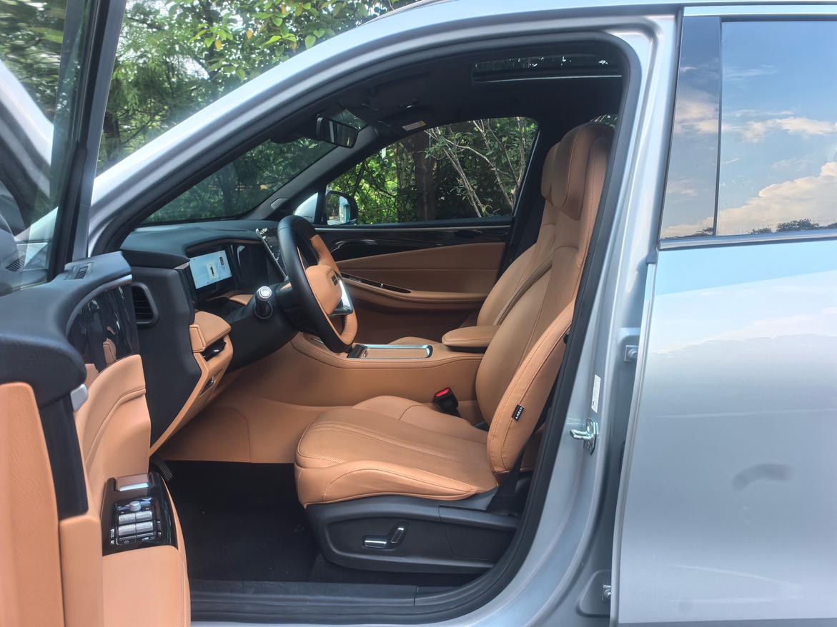 Certificated Pre-Owned Geely Galaxy L7 2025 1.5L EM-i 115km Exploration Edition -u24127004