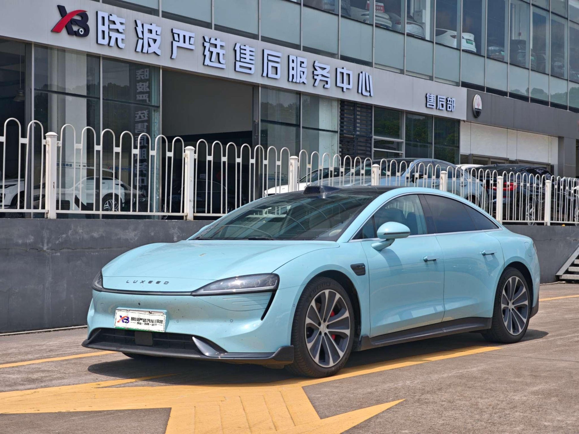 Certificated Pre-Owned Zhijie S7 2025 Ultra AWD Long Range Version -u24114902