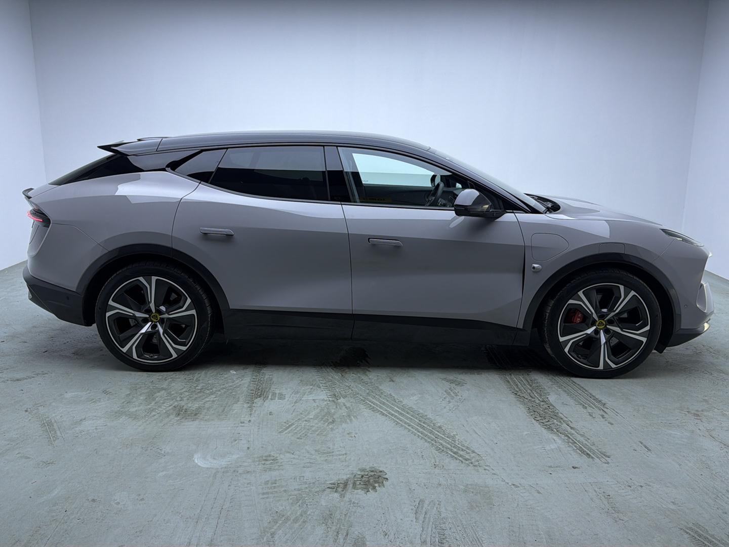 Certificated Pre-Owned Lotus Eletre 2023 Eletre R+ -u24133285