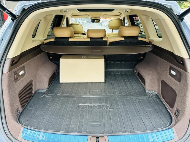 Pre - Owned 2024 AITO M7 Plus Five - seat Rear - wheel Drive Edition