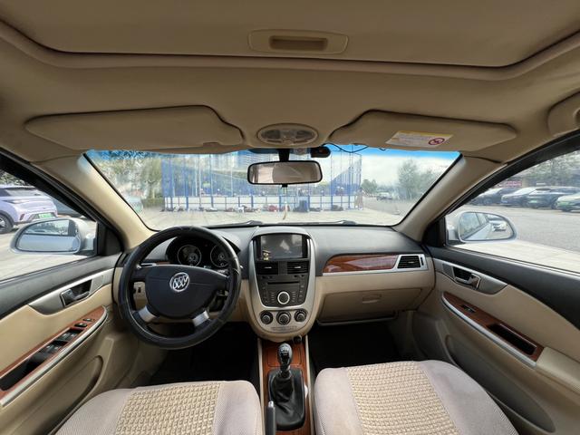 Certificated Pre-Owned SAIC-GM Buick Excelle 2013 1.5L Manual Premium Edition - u22113044