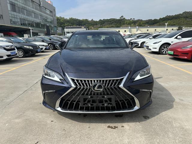 Certificated Pre-Owned Lexus ES 2023 260 Excellence Edition - u22692598