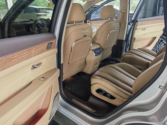 Certificated Pre-Owned Wenjie M7 2024 Ultra Six-seater Four-wheel Drive Intelligent Driving Version -u22148718