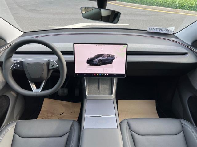 Certificated Pre-Owned Tesla Model Y 2025 Rear-Wheel Drive Version -u22319288