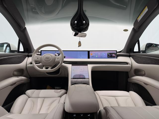 Certificated Pre-Owned IM LS7 2025 Refreshed Edition Ultra