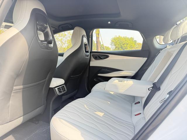 Certificated Pre-Owned BYD Seal 06DM 2025 Intelligent Driving Edition DM-i 120KM Flagship Model -u22485106