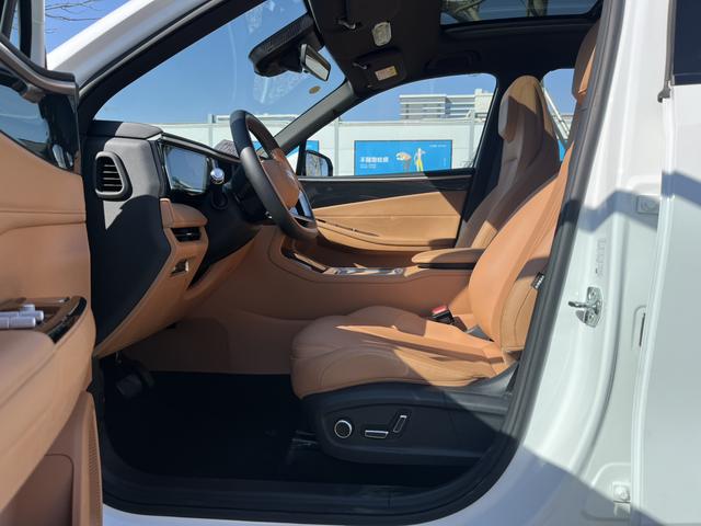 Certificated Pre-Owned Geely Galaxy L7 2025 1.5L EM-i 115km Exploration Edition -u22385187