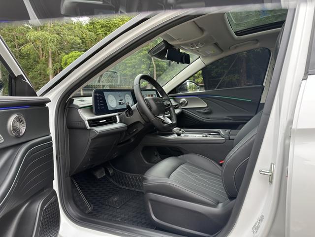 Certificated Pre-Owned Chery Arrizo 8 2024 1.6TGDI DCT Zhi - u21690057