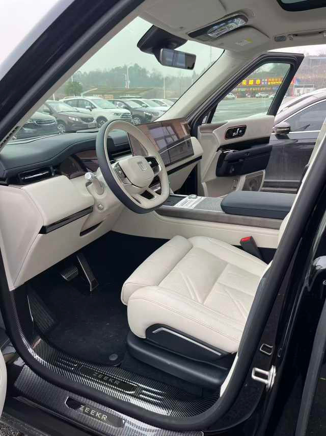 Certificated Pre-Owned ZEEKR 9X 2025 Ultra Edition 55kWh -u22741604