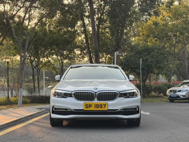 Certificated Pre-Owned BMW 5 Series 2019 525Li Luxury Package - u22560449