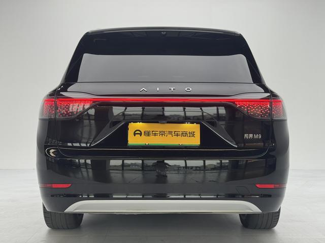 Certificated Pre-Owned Wenjie M9 2024 Extended-Range Ultra Six-Seater Edition -u21784551