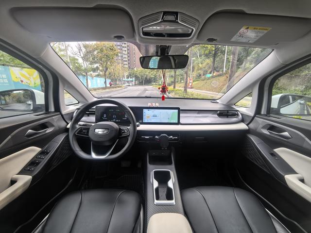 Certificated Pre-Owned Geely Geometry E Firefly 2024 301KM Starlight -u22547366