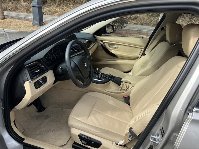 Certificated Pre-Owned BMW 3 Series 2013 320Li Fashion Model - u21710954