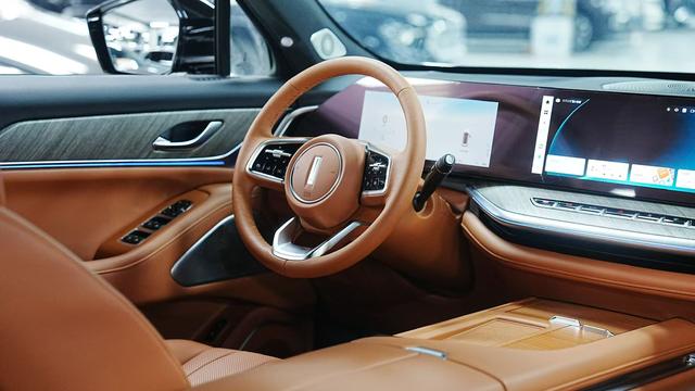Certificated Pre-Owned GWM Lanshan 2023 Two-wheel Drive Long-range Version -u22501057