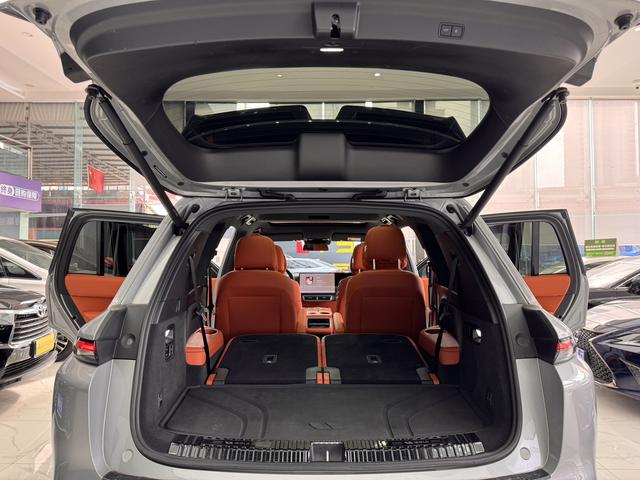 Certificated Pre-Owned Li Auto L8 2023 Pro Edition -u21607913