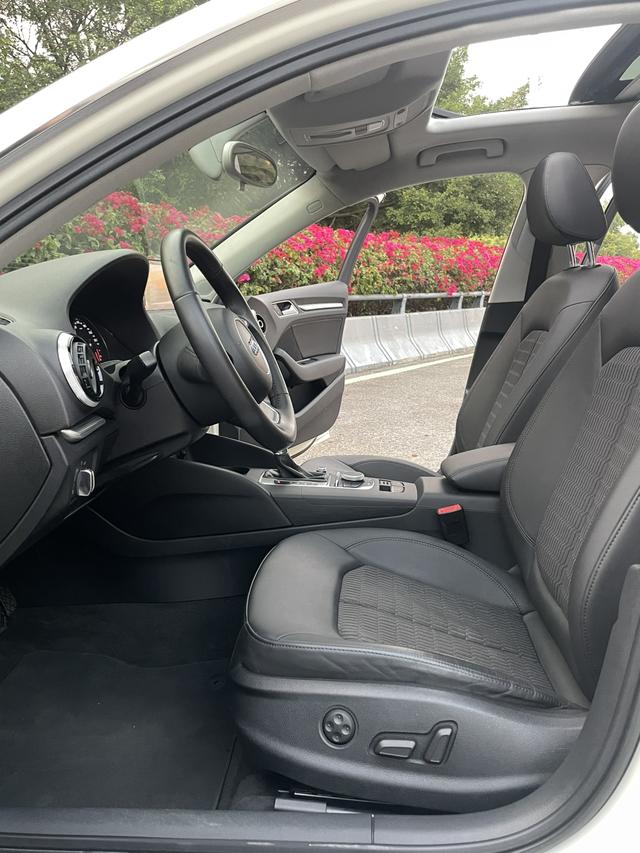 Certificated Pre-Owned Audi A3 (Imported) 2014 Sportback 40 TFSI S line Comfort Version - u22578537