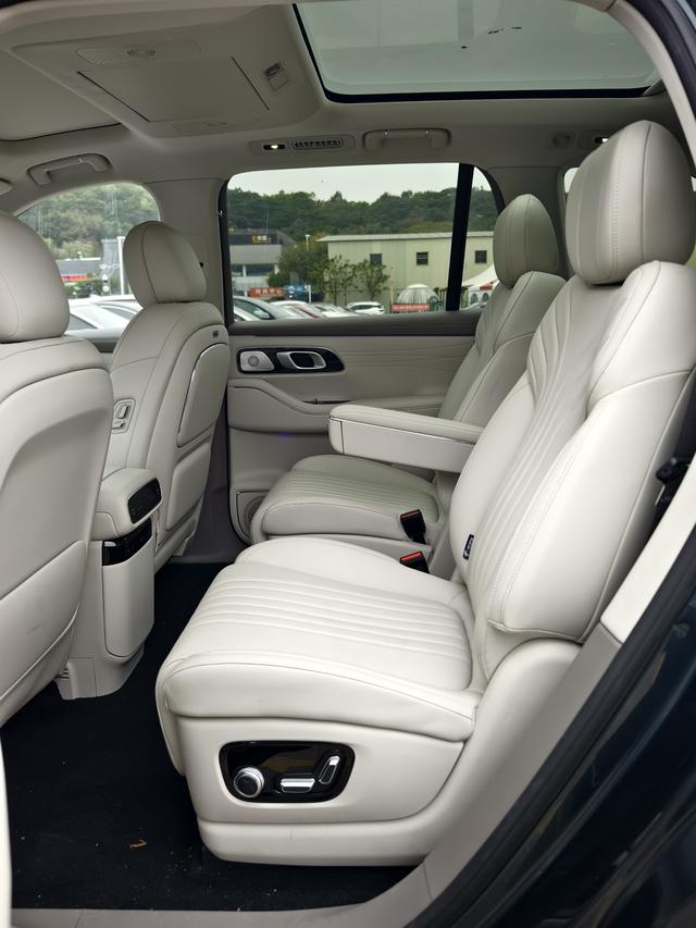 Certificated Pre-Owned Geely Galaxy M9 2025 Edition 230km Two-Wheel Drive Exploration Version -u22539353