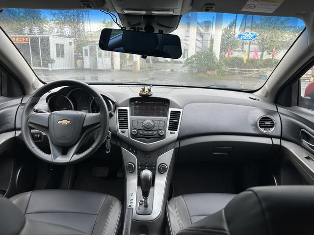 Certificated Pre-Owned SAIC-GM Chevrolet Cruze 2013 1.8L SE AT - u21502317